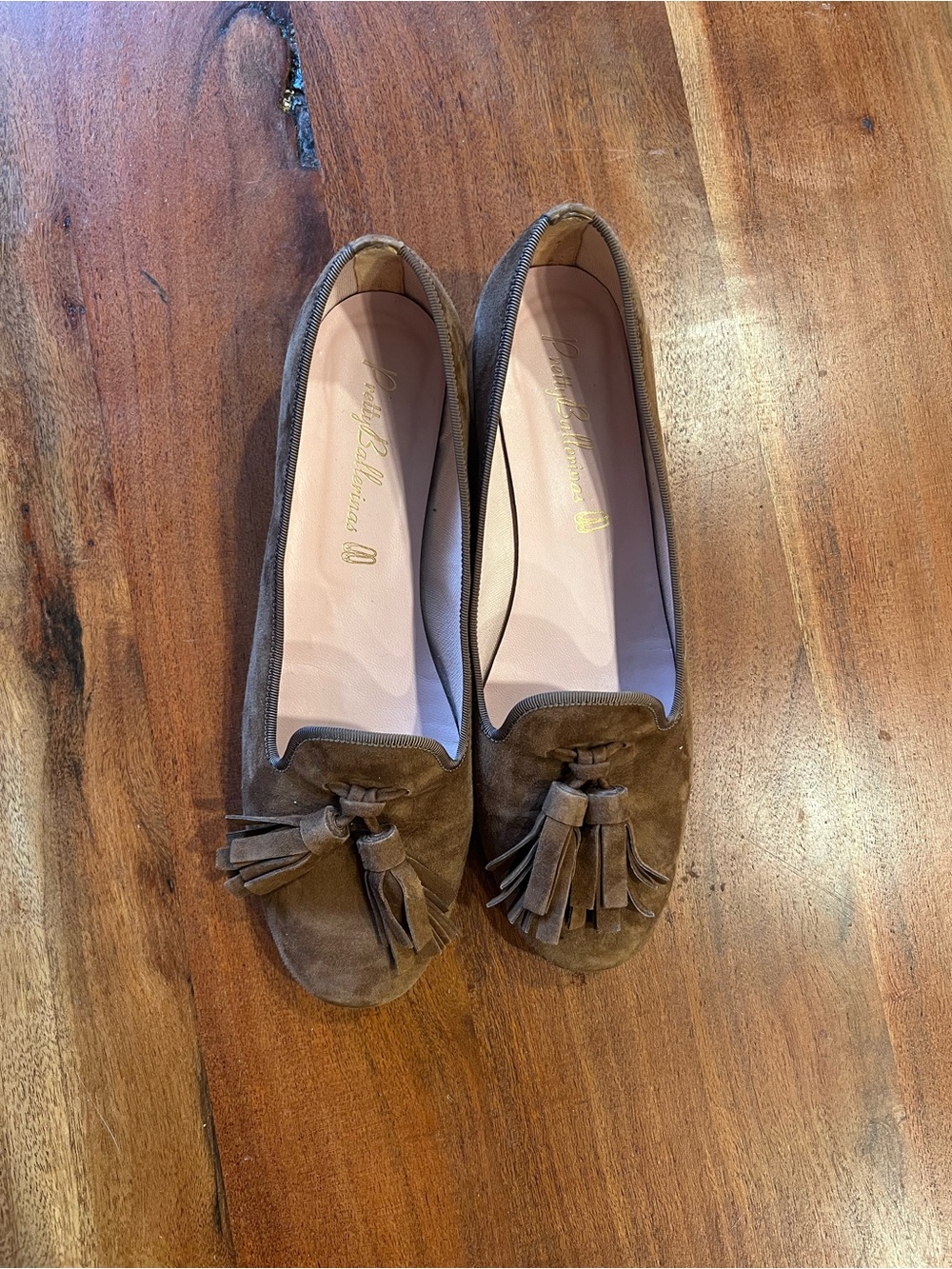Pretty Ballerinas Tassel Suede Loafers in Brown suede - Women